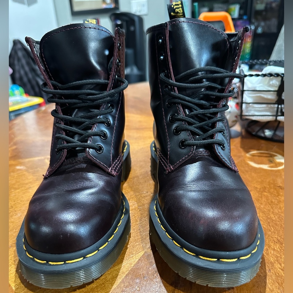 Dr. Martens 1460SR. Size 7 woman